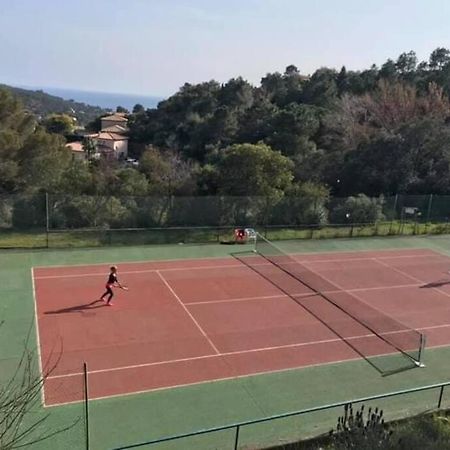 Les Issambres Superbe Studio Avec Terrasse Roquebrune-sur-Argens Eksteriør bilde